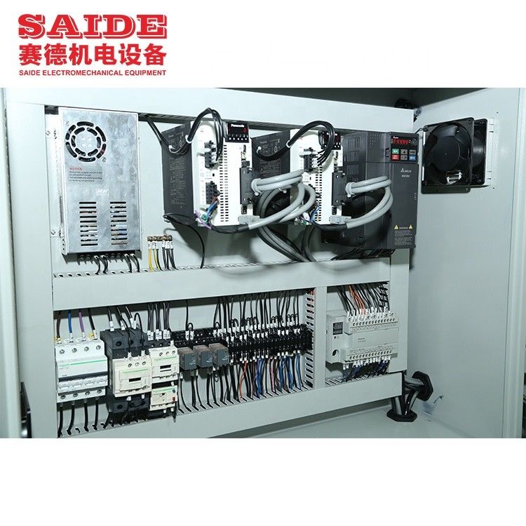 Anti-epidemiële benodigdheden Productieapparatuur Dongguan Saide Zware auto acryl snijmachine zag