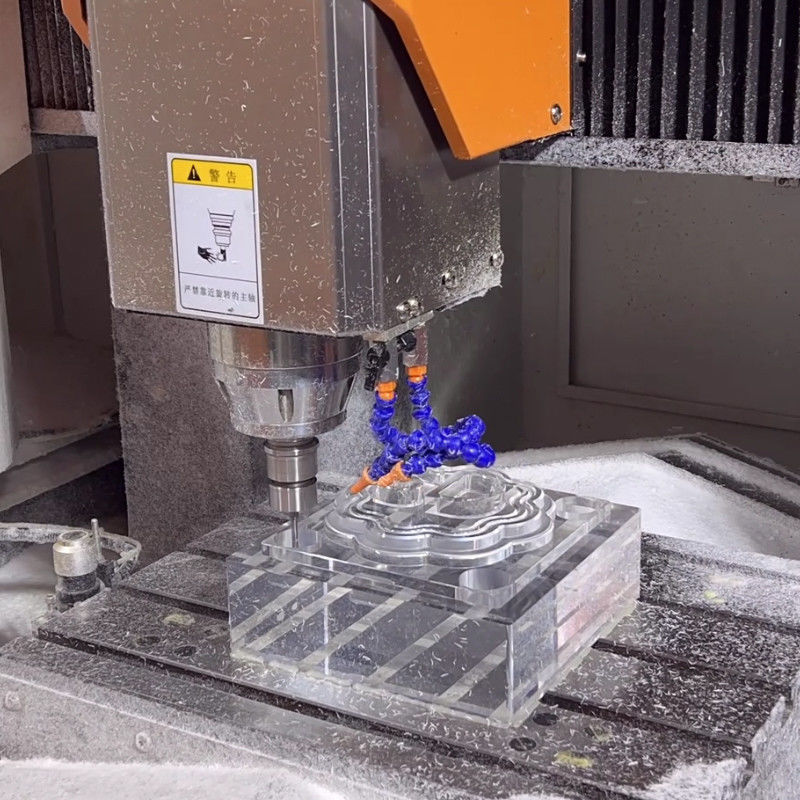 24000rpm spindel snelheid SD650 3000kg Gewicht Acryl CNC-machine met 400kg maximale werkdruk Metalen polijstmachine