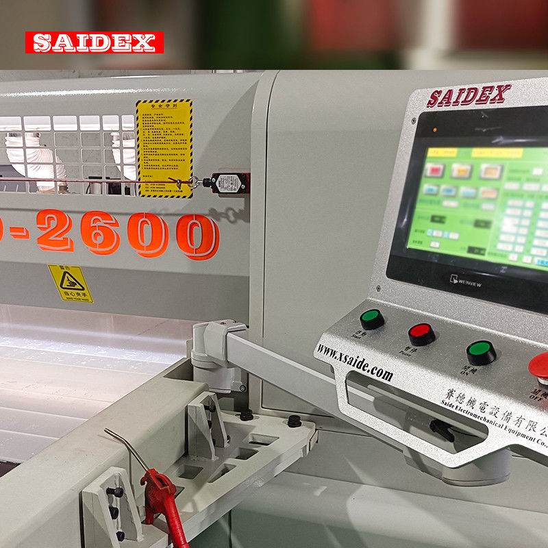 SAIDE Automatische acrylzaagmachine met hoge nauwkeurigheid met 2600 mm snijlengte en 13 kW vermogen