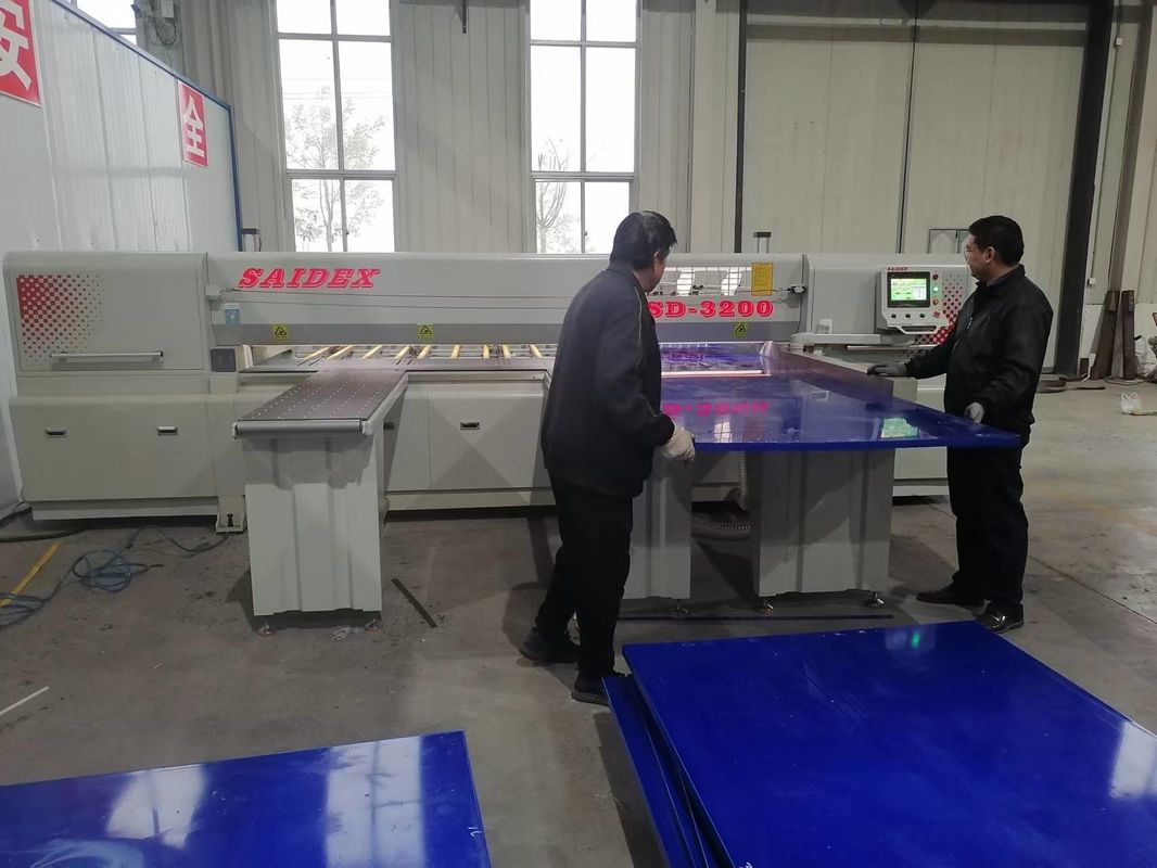 305-455mm Hoofdzaagblad Diameter Acrylplaat Snijmachine 11kw Zaagmotor