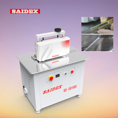 220V Acryl Snijmachine 24000rpm Spindelsnelheid Aanpasbare Snijhoek