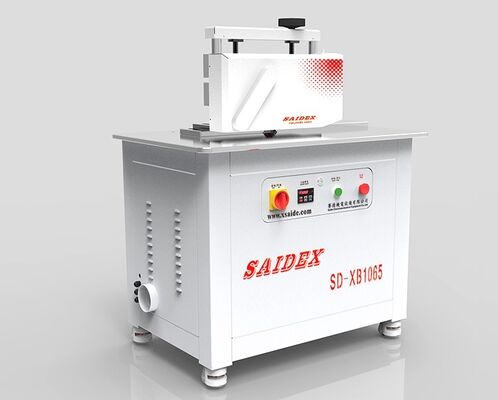 Industriële hoge snelheid accuratesse acryl kamfering machine met automatische voeding voor rand trimmen